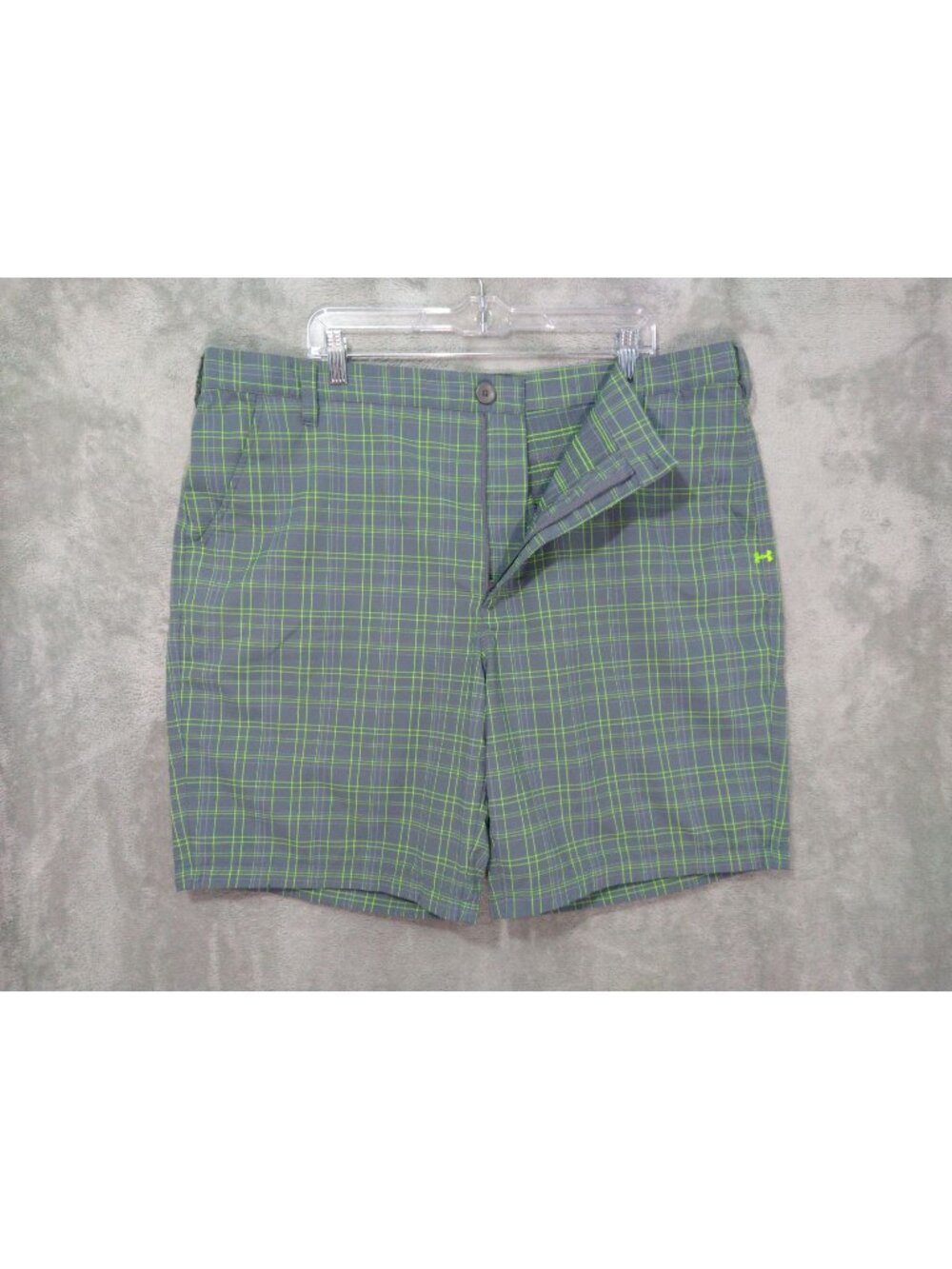Under Armour Shorts Mens 42 Gray Green Plaid Performance Golf Stretch